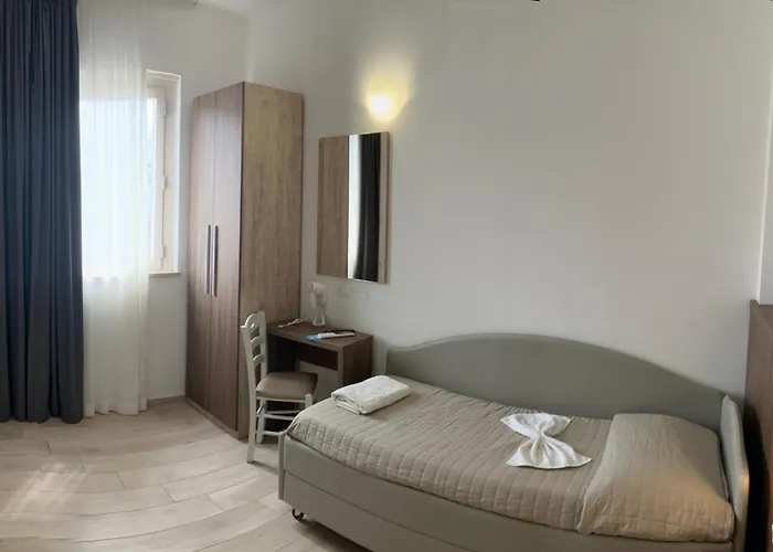 Bed And Book 酒店 里米尼