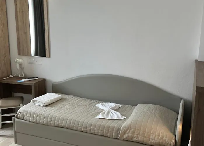 酒店 Bed And Book 里米尼