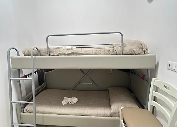 Bed And Book 酒店 2*